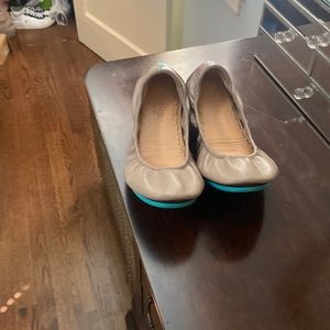 Tieks flats - Size 8
